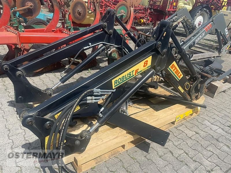 Frontlader des Typs Stoll HDPM 8 passend für Fendt 100er Serie, Gebrauchtmaschine in Rohr i .NB (Bild 1)