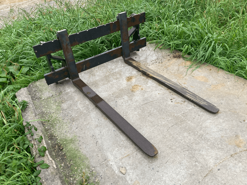 Frontlader des Typs Stoll LEVE PALETTES, Gebrauchtmaschine in TREMEUR