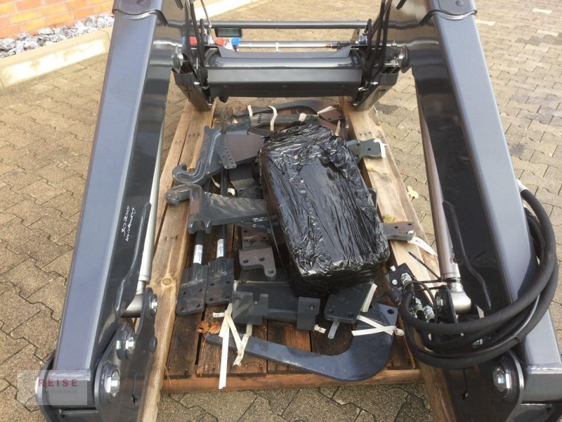 Frontlader of the type Stoll ProfiLine FZ 36-20, Neumaschine in Lippetal / Herzfeld (Picture 3)