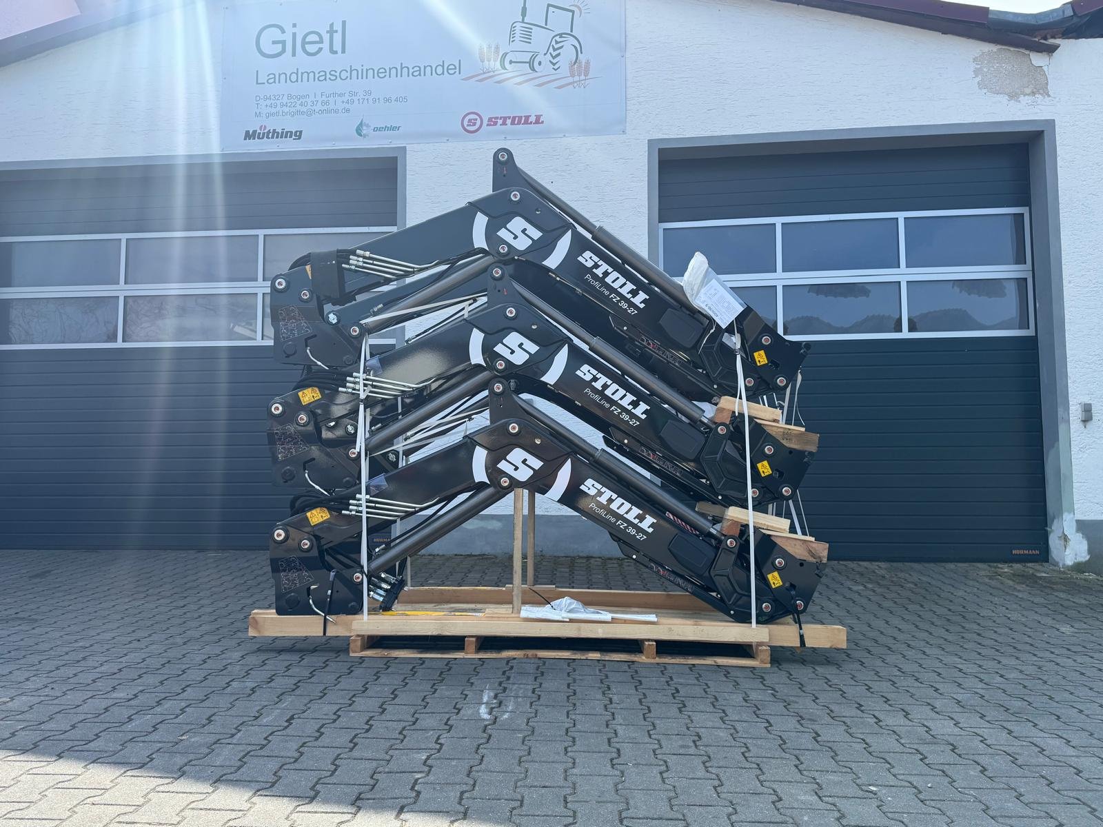 Frontlader des Typs Stoll Profiline FZ 39-27, Neumaschine in Bogen (Bild 7)