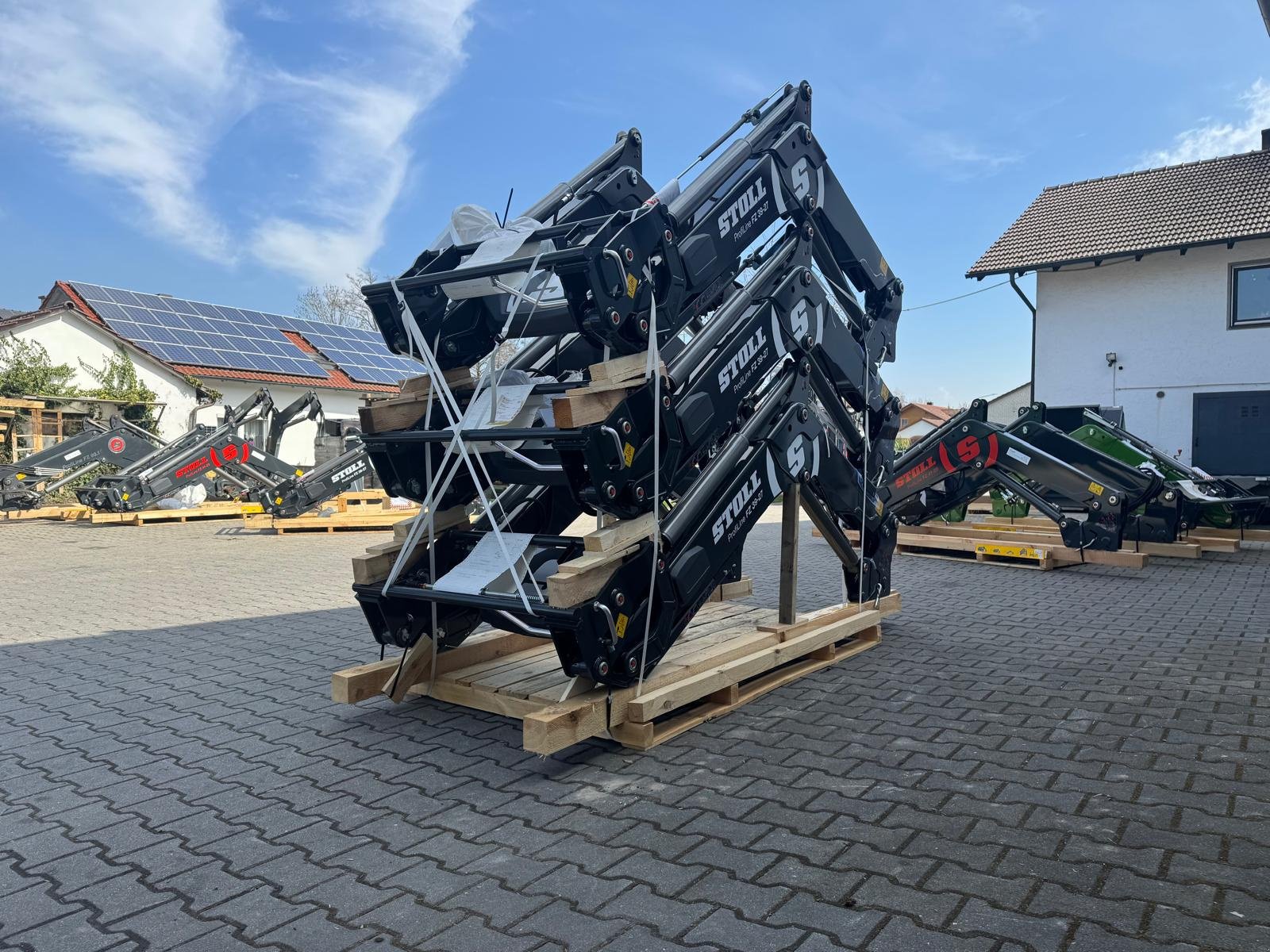 Frontlader des Typs Stoll Profiline FZ 39-27, Neumaschine in Bogen (Bild 8)