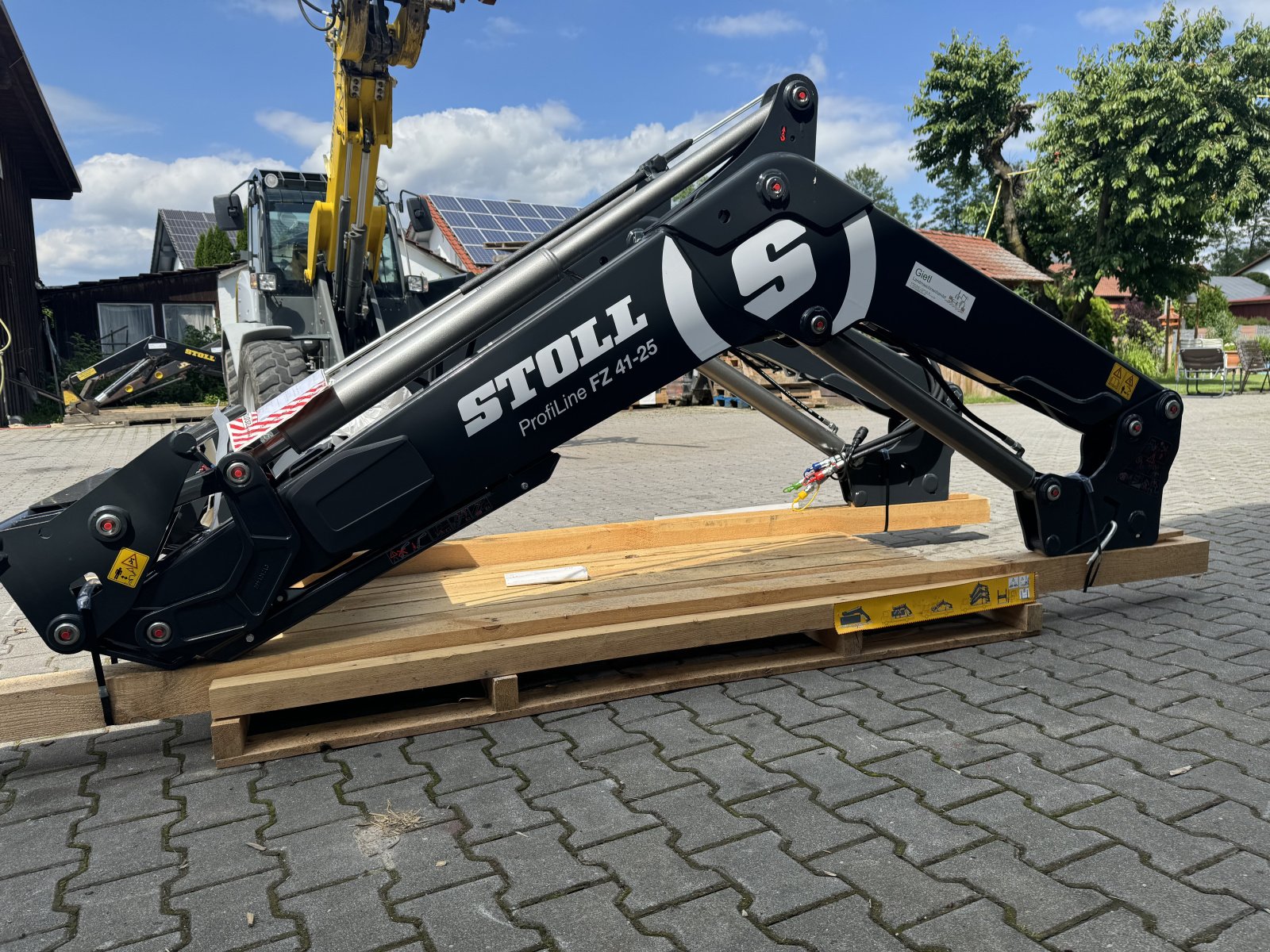 Frontlader of the type Stoll Profiline FZ 41-25, Neumaschine in Bogen (Picture 1)