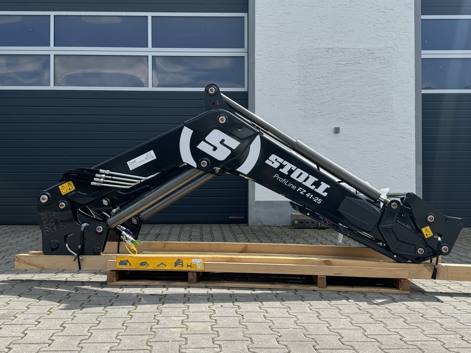 Frontlader of the type Stoll Profiline FZ 41-25, Neumaschine in Bogen (Picture 10)