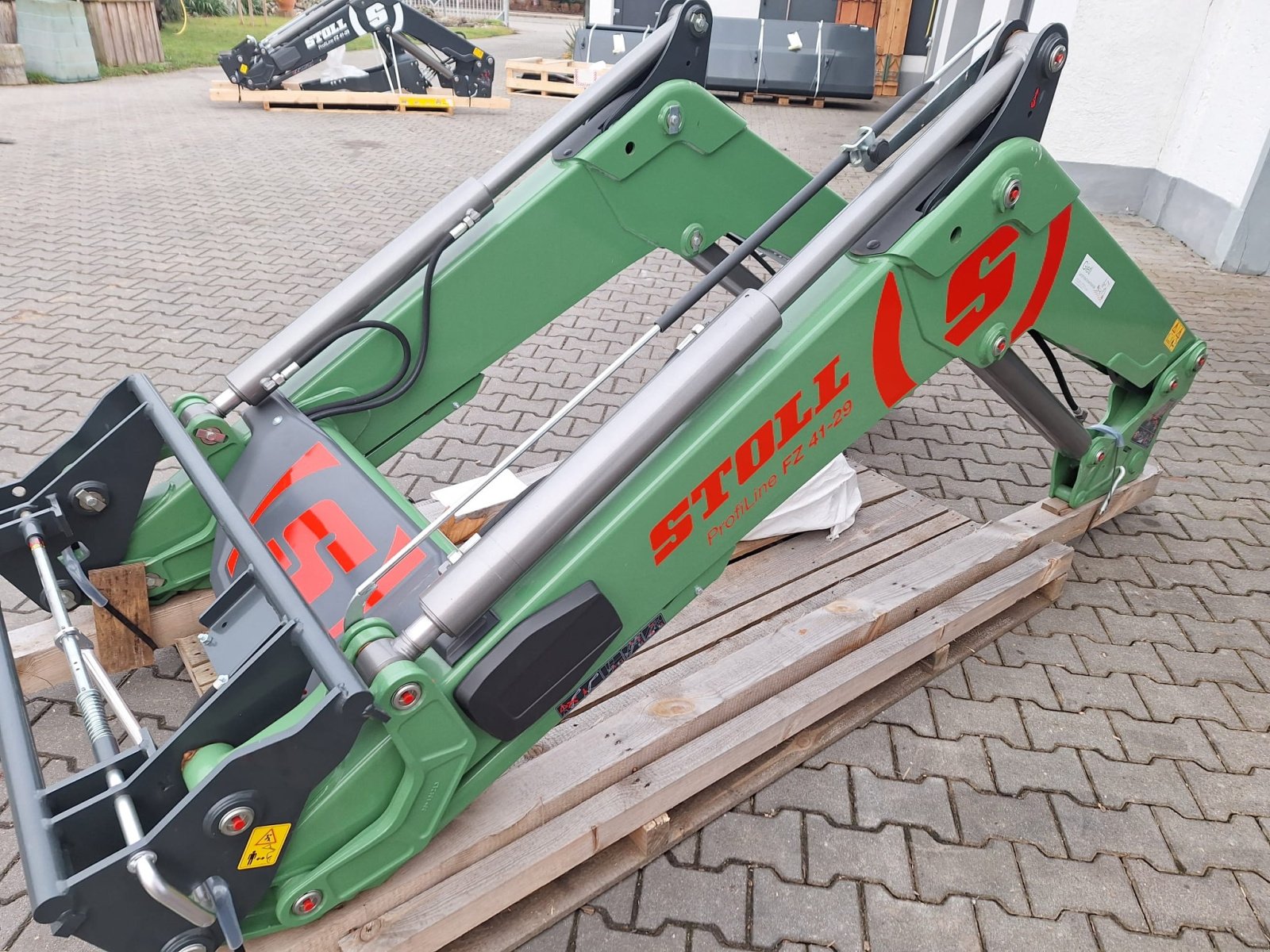 Frontlader za tip Stoll Profiline FZ 41-29, Neumaschine u Bogen (Slika 2)