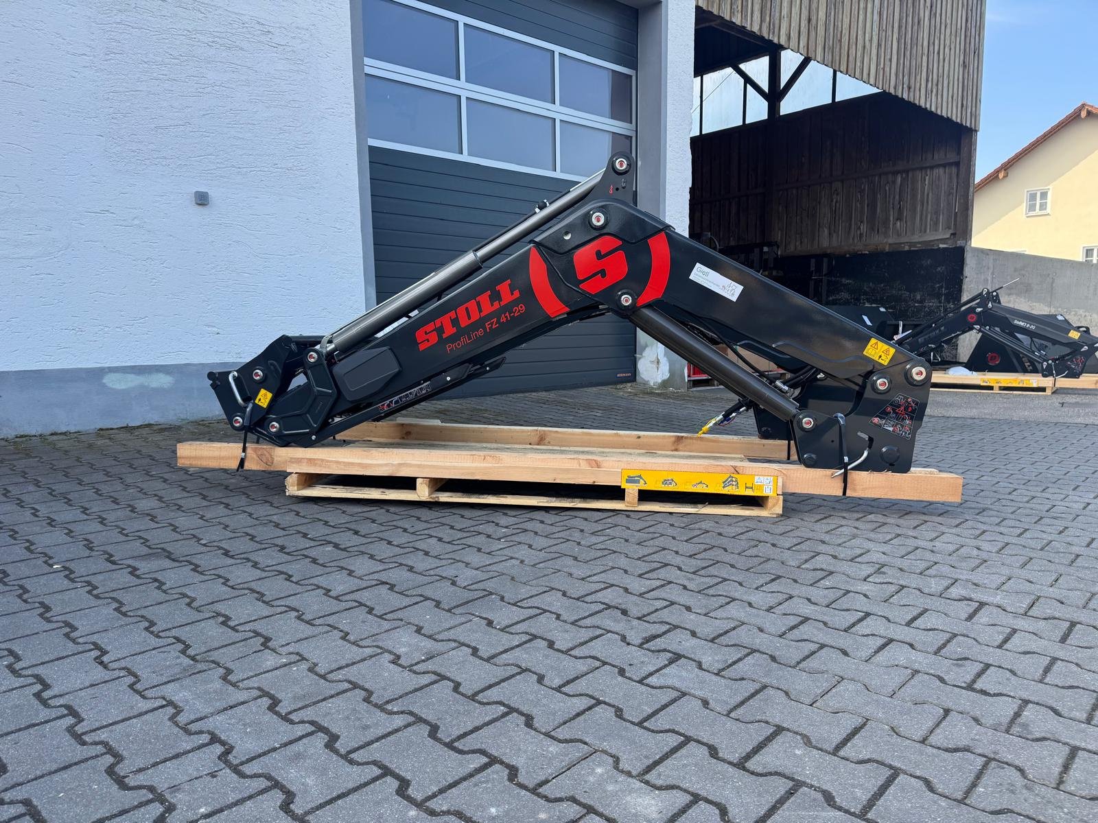 Frontlader of the type Stoll Restposten Profiline FZ 41-29 / 41-29.1, Neumaschine in Bogen (Picture 6)