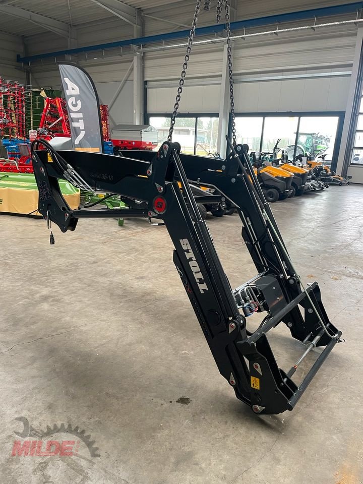 Frontlader of the type Stoll Solid 35-18 H, Neumaschine in Creußen (Picture 1)