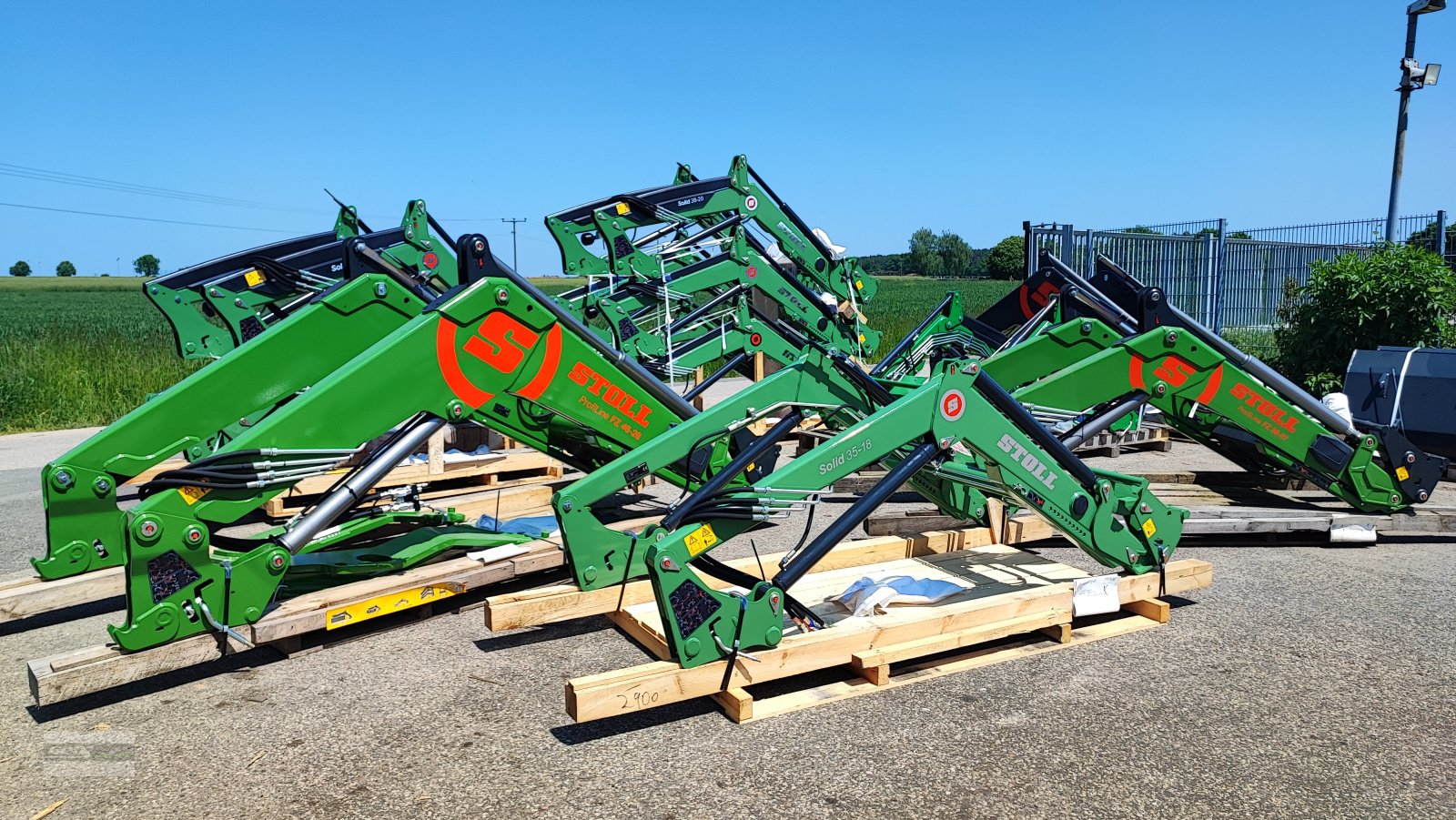 Frontlader of the type Stoll Solid & FZ Profiline Frontlader in Fendt Grün *abgelagert zu Aktionspreisen*, Gebrauchtmaschine in Langenzenn (Picture 5)