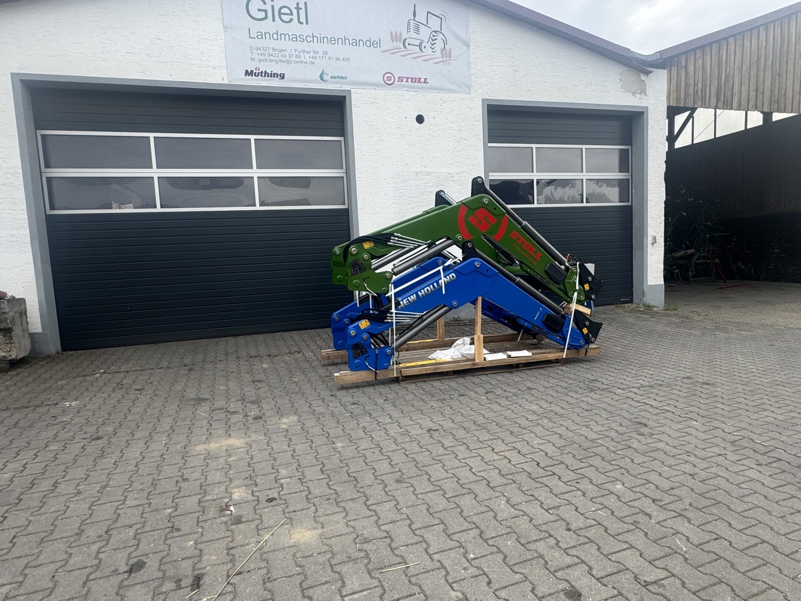 Frontlader des Typs Stoll Sonderpreis da Falschlieferung Profiline FZ 43-34.1, Neumaschine in Bogen (Bild 2)