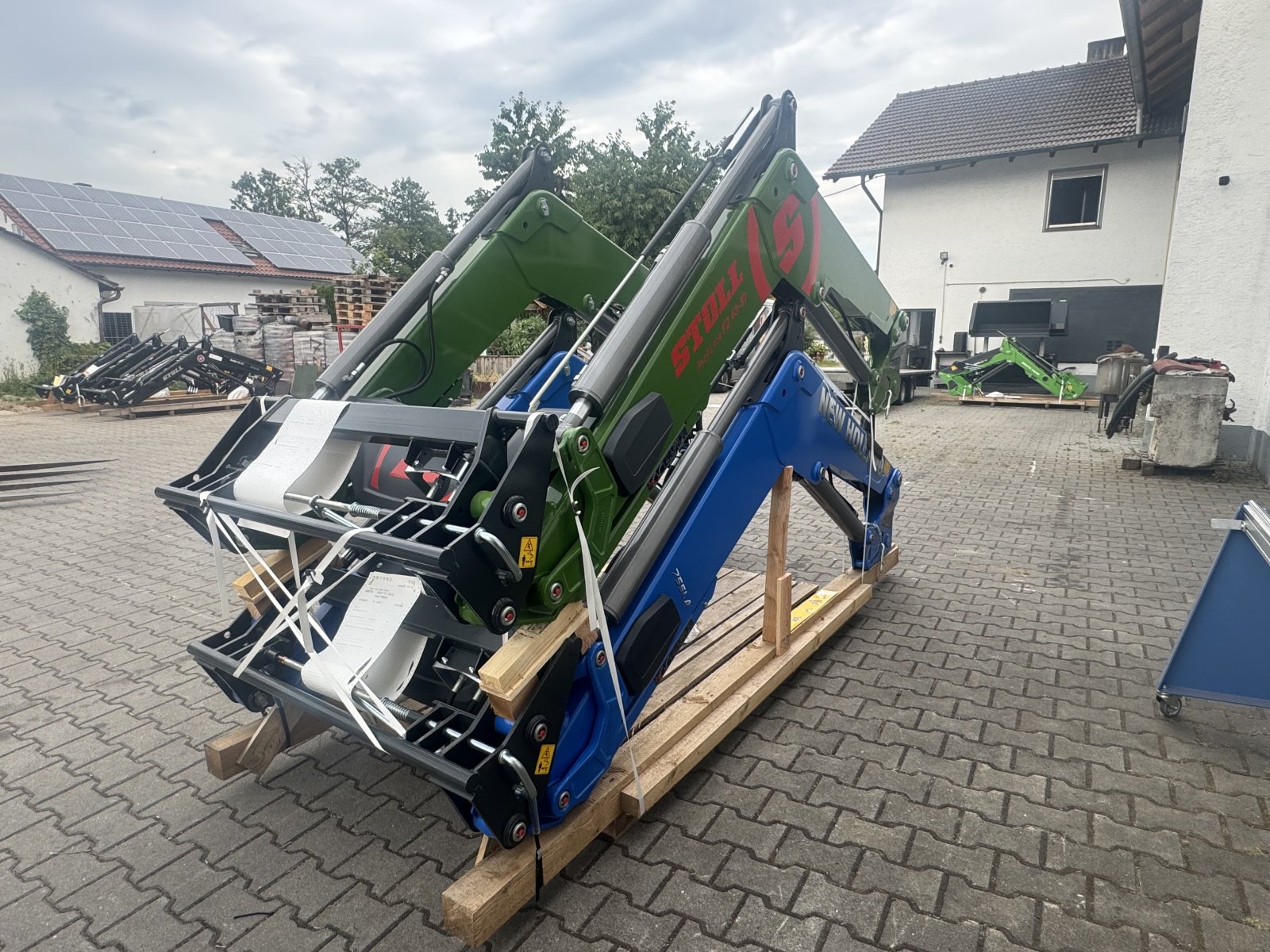 Frontlader des Typs Stoll Sonderpreis da Falschlieferung Profiline FZ 43-34.1, Neumaschine in Bogen (Bild 5)