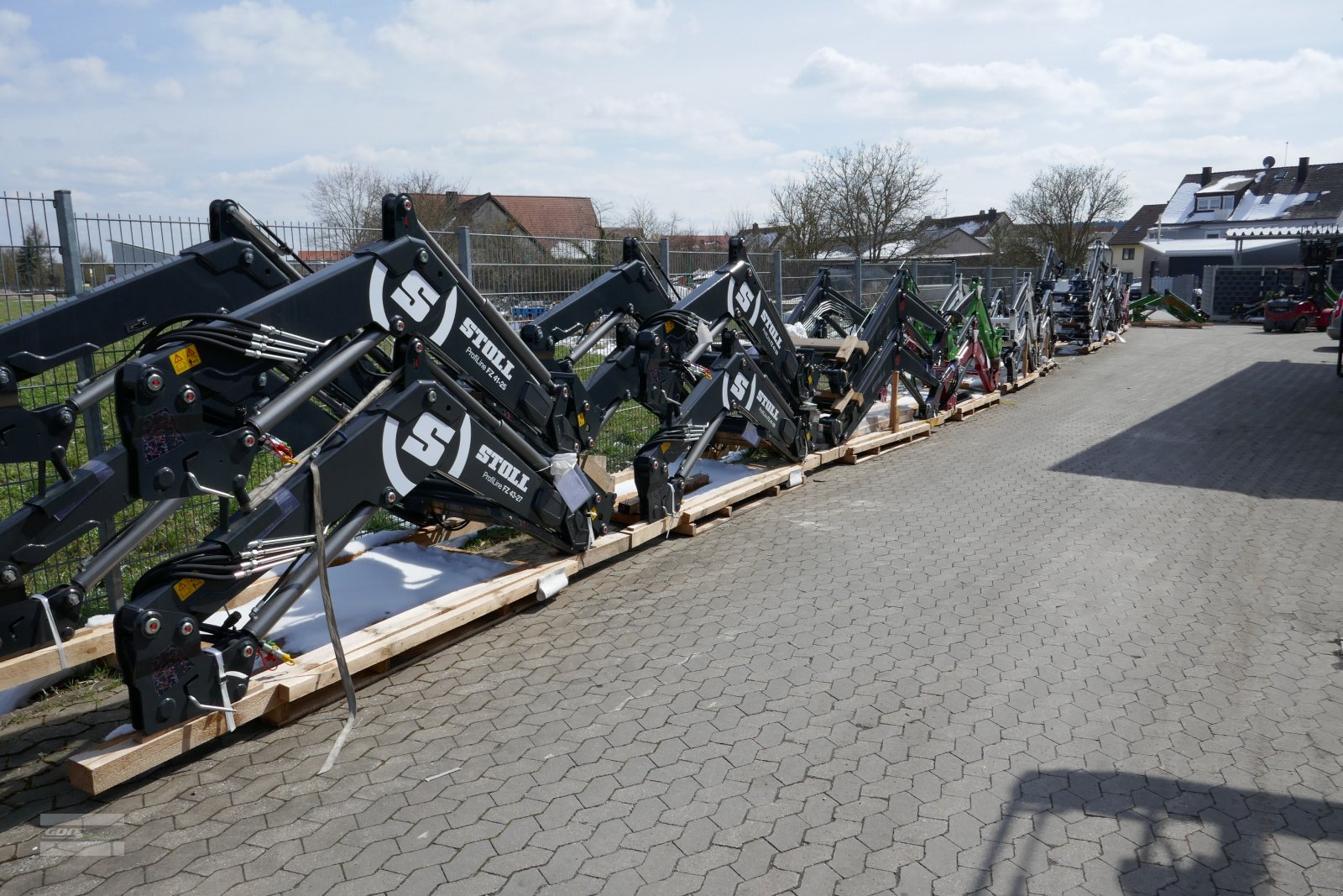 Frontlader des Typs Stoll Stoll - Super Auswahl - Sonderangebote - Altpreise, Neumaschine in Langenzenn (Bild 1)