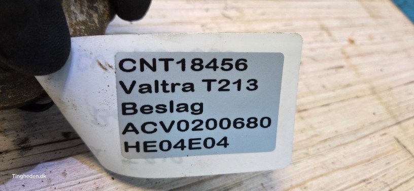 Frontlader of the type Valtra T213, Gebrauchtmaschine in Hemmet (Picture 12)