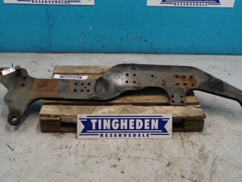 Frontlader van het type Valtra T213, Gebrauchtmaschine in Hemmet (Foto 1)