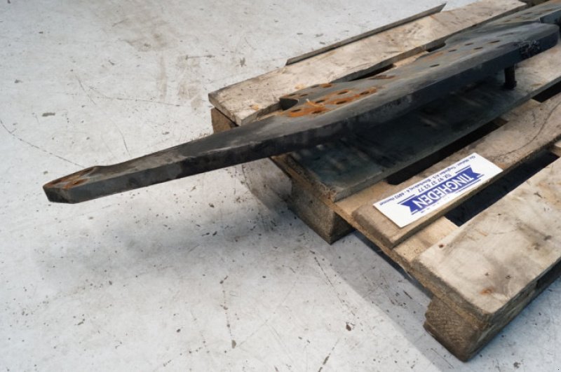 Frontlader типа Valtra T213, Gebrauchtmaschine в Hemmet (Фотография 8)