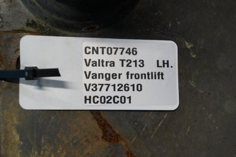 Frontlader типа Valtra T213, Gebrauchtmaschine в Hemmet (Фотография 12)