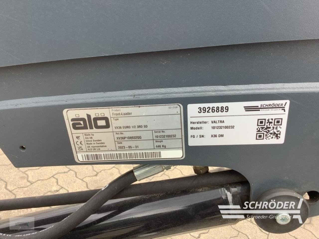 Frontlader of the type Valtra X36 DM, Neumaschine in Völkersen (Picture 8)