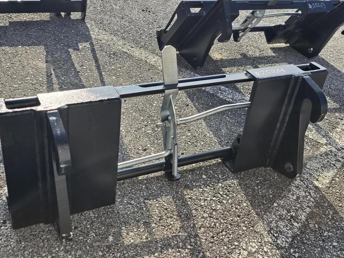 Frontladeranbaukonsole des Typs Big Dutchman Adapter Kramer auf Euroaufnahme, Gebrauchtmaschine in Göpfritz an der Wild (Bild 2)