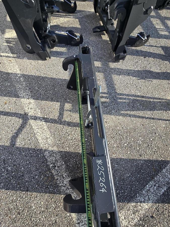 Frontladeranbaukonsole des Typs Big Dutchman Adapter Kramer auf Euroaufnahme, Gebrauchtmaschine in Göpfritz an der Wild (Bild 4)