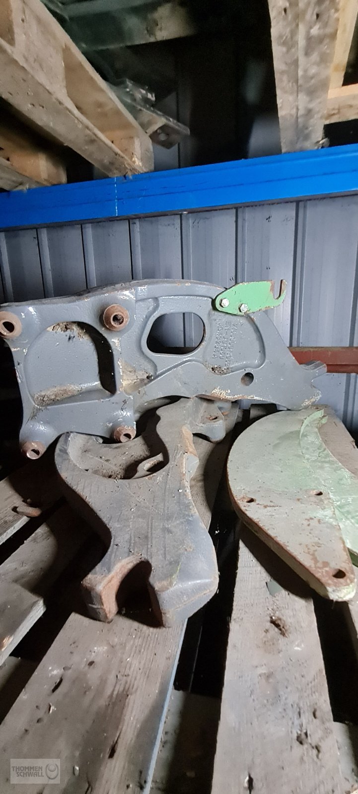 Frontladeranbaukonsole des Typs Fendt Frontladeranbaukonsole 700 Serie (716890010050), Gebrauchtmaschine in Crombach/St.Vith (Bild 1)