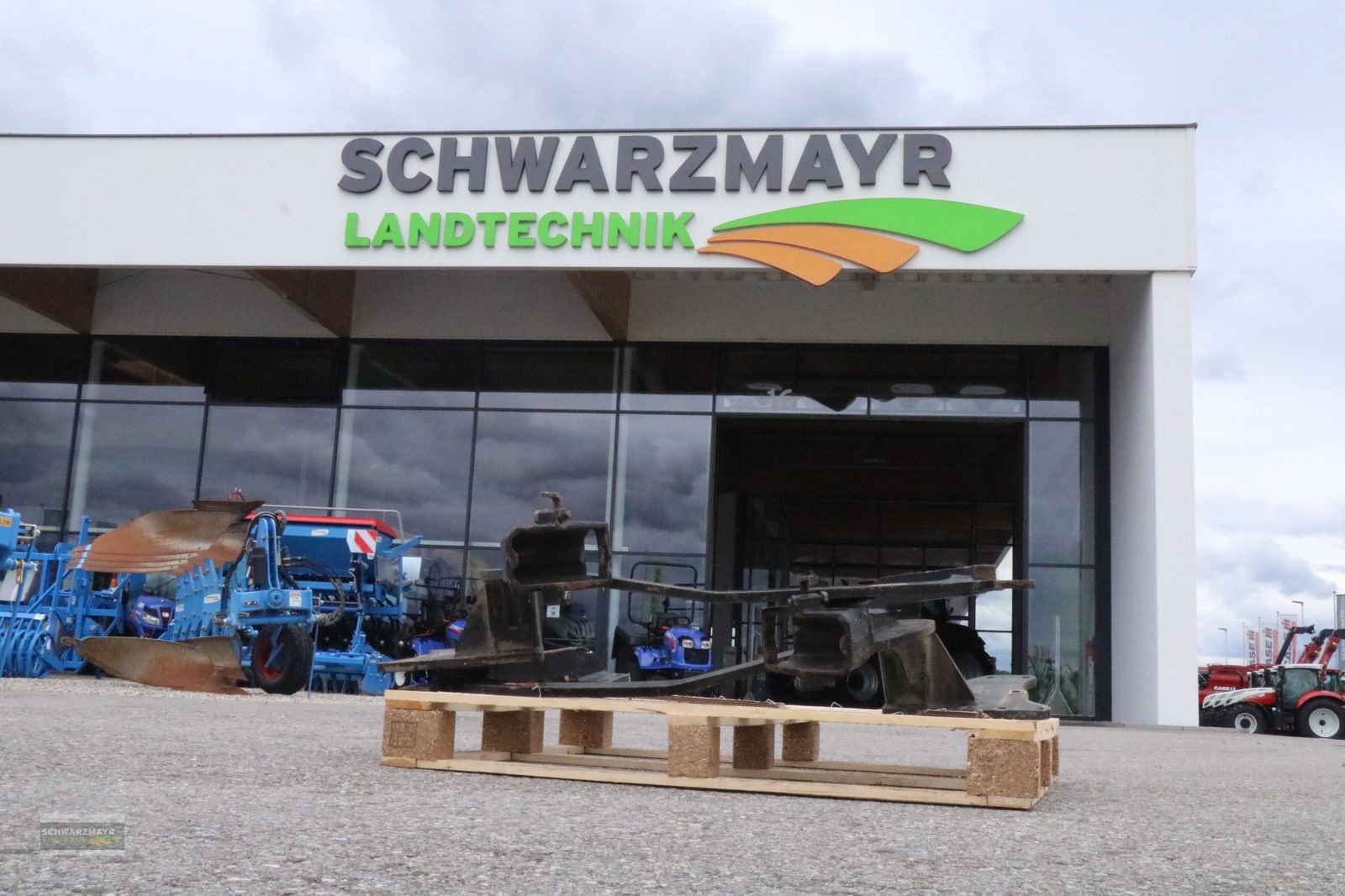 Frontladeranbaukonsole of the type Hauer Frontladerkonsole, Gebrauchtmaschine in Aurolzmünster (Picture 1)