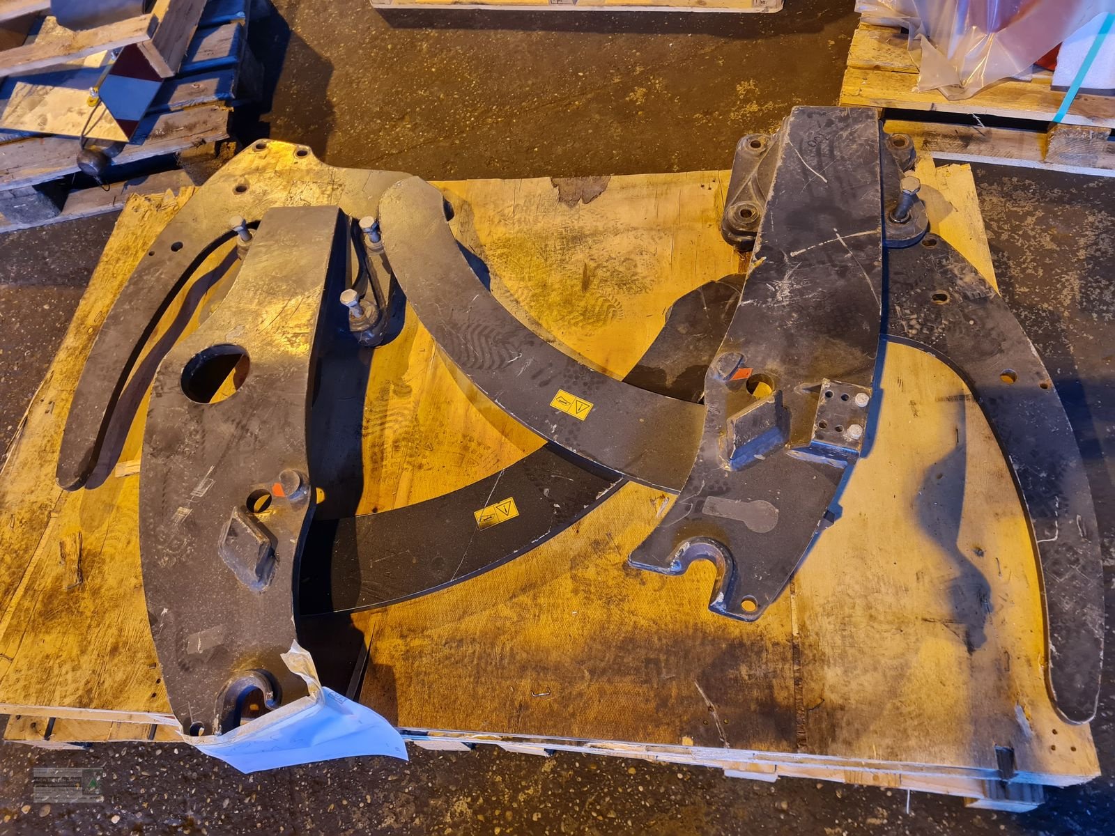 Frontladeranbaukonsole van het type Hauer Konsole, Gebrauchtmaschine in Gerasdorf (Foto 1)