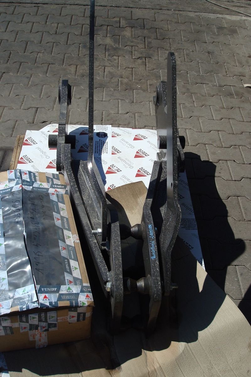 Frontladeranbaukonsole of the type Hauer Top Block Fendt 300 Vario S4/Gen4, Neumaschine in Judenburg (Picture 2)