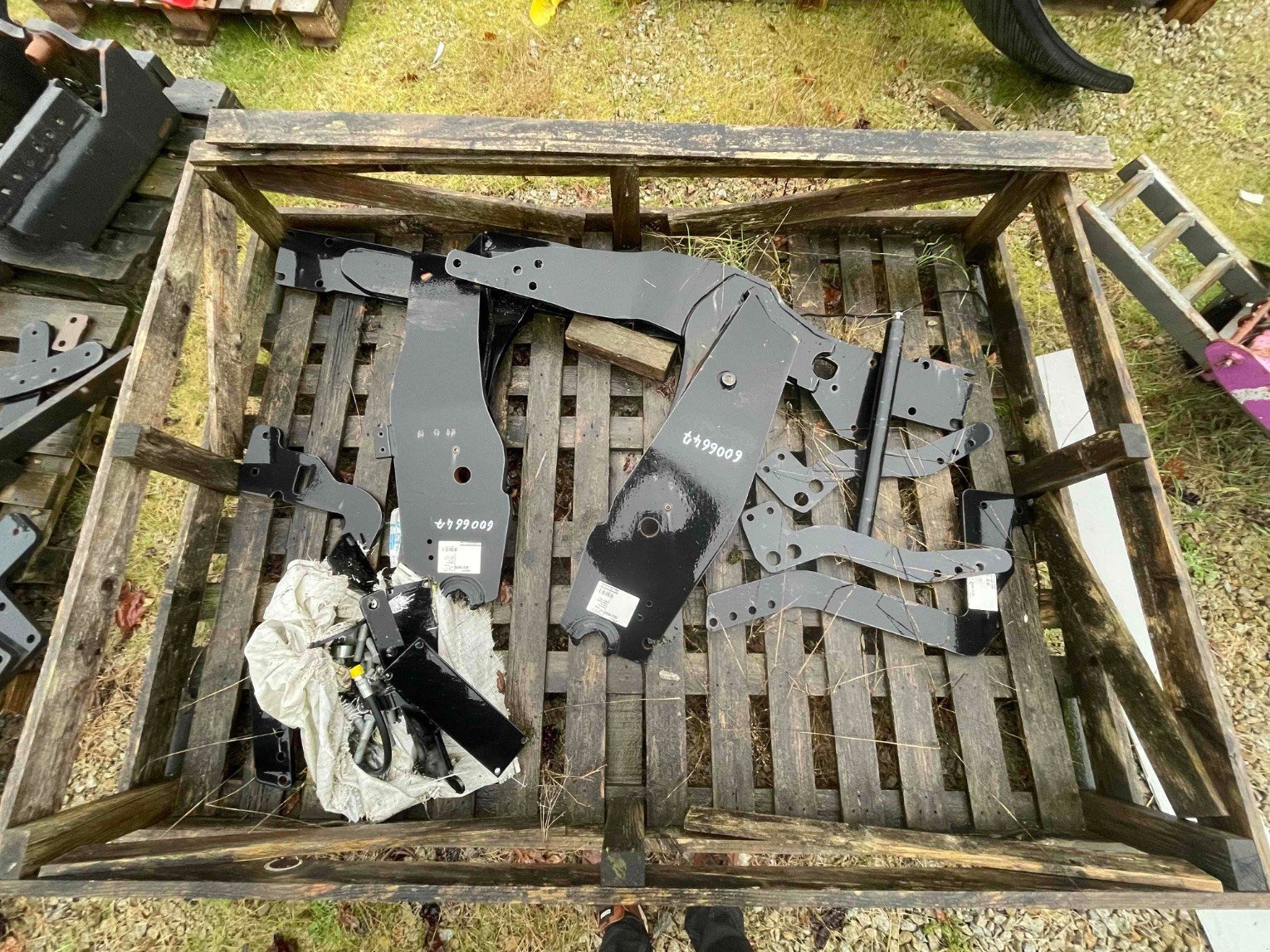 Frontladeranbaukonsole of the type Quicke Adaptation pour chargeur Deutz 6155-6185  T4F Alö-, Gebrauchtmaschine in SAINT CLAIR SUR ELLE (Picture 1)