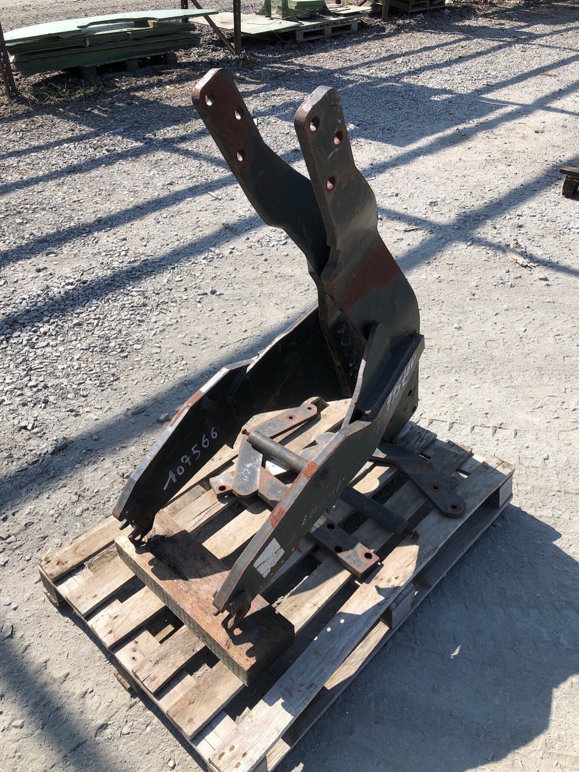 Frontladeranbaukonsole Türe ait Quicke Adaptation pour chargeur Deutz agrotron 4 cyls Qui, Gebrauchtmaschine içinde SAINT CLAIR SUR ELLE (resim 4)