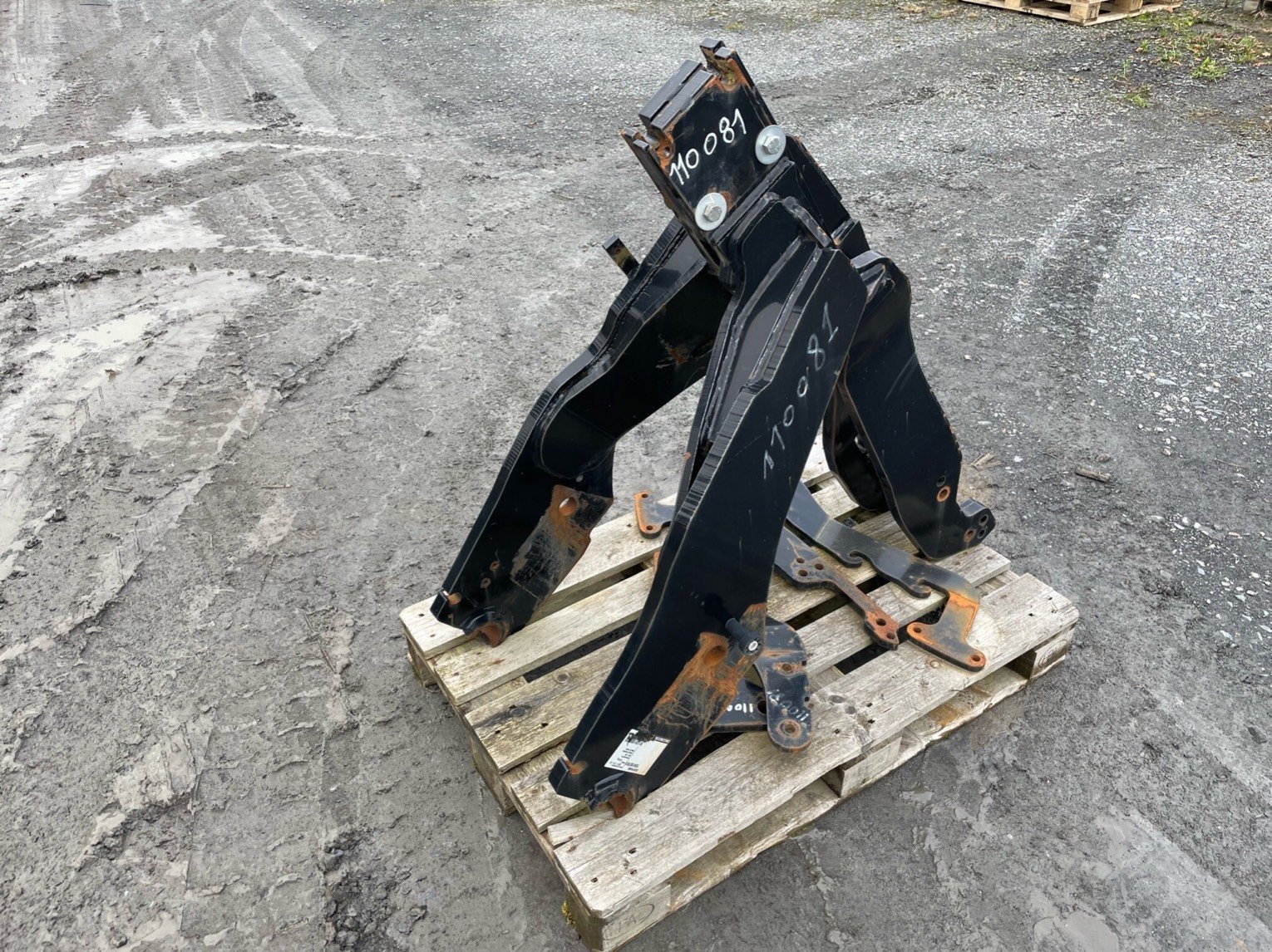 Frontladeranbaukonsole tip Quicke Adaptation pour chargeur Deutz Agrotron 6150.4 Qui, Gebrauchtmaschine in SAINT CLAIR SUR ELLE (Poză 1)