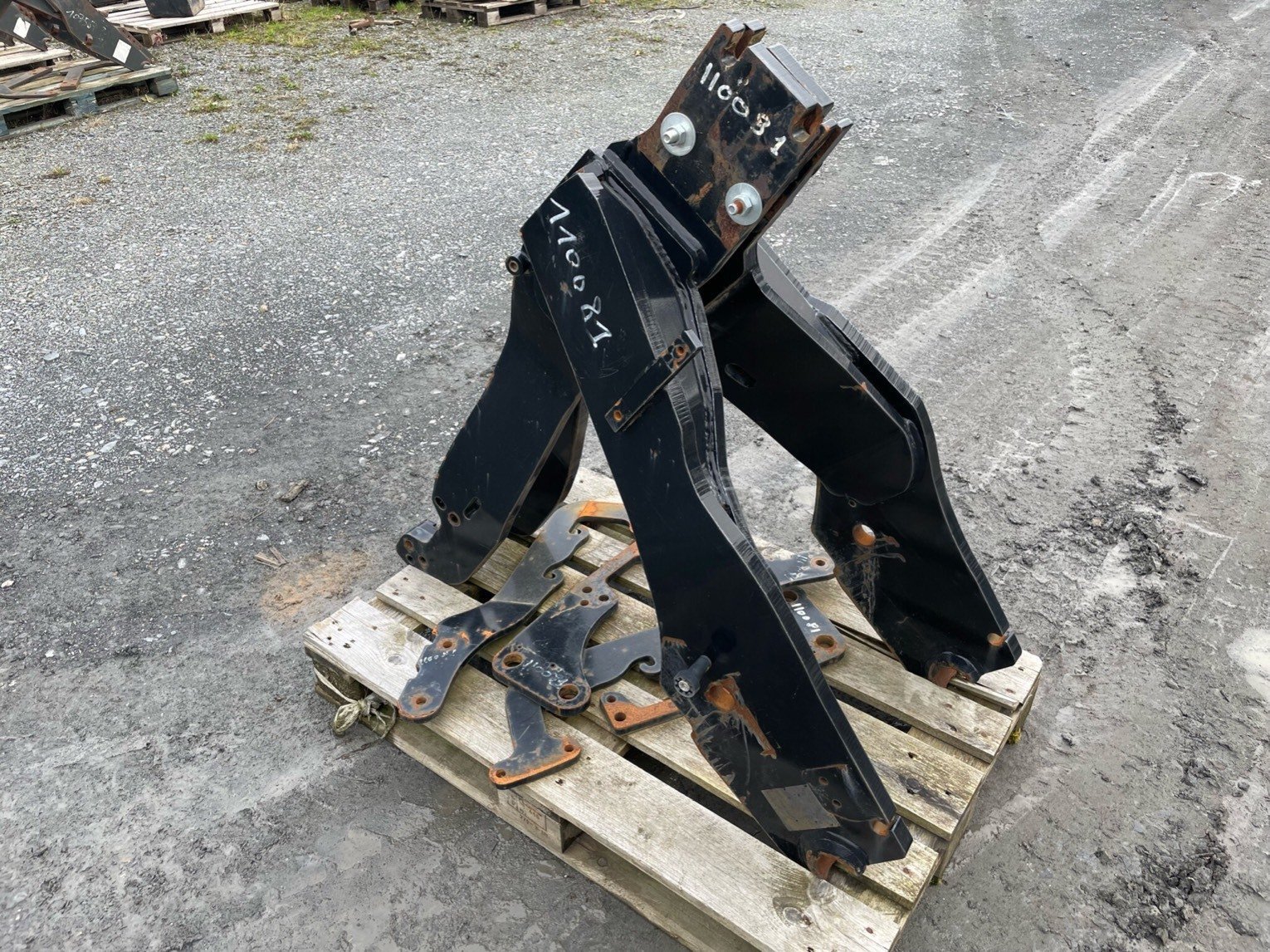 Frontladeranbaukonsole tip Quicke Adaptation pour chargeur Deutz Agrotron 6150.4 Qui, Gebrauchtmaschine in SAINT CLAIR SUR ELLE (Poză 3)