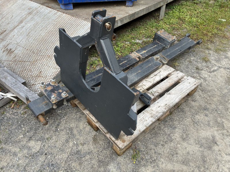 Frontladeranbaukonsole типа Sonstige Schneepflugplatte, Gebrauchtmaschine в Villach (Фотография 1)