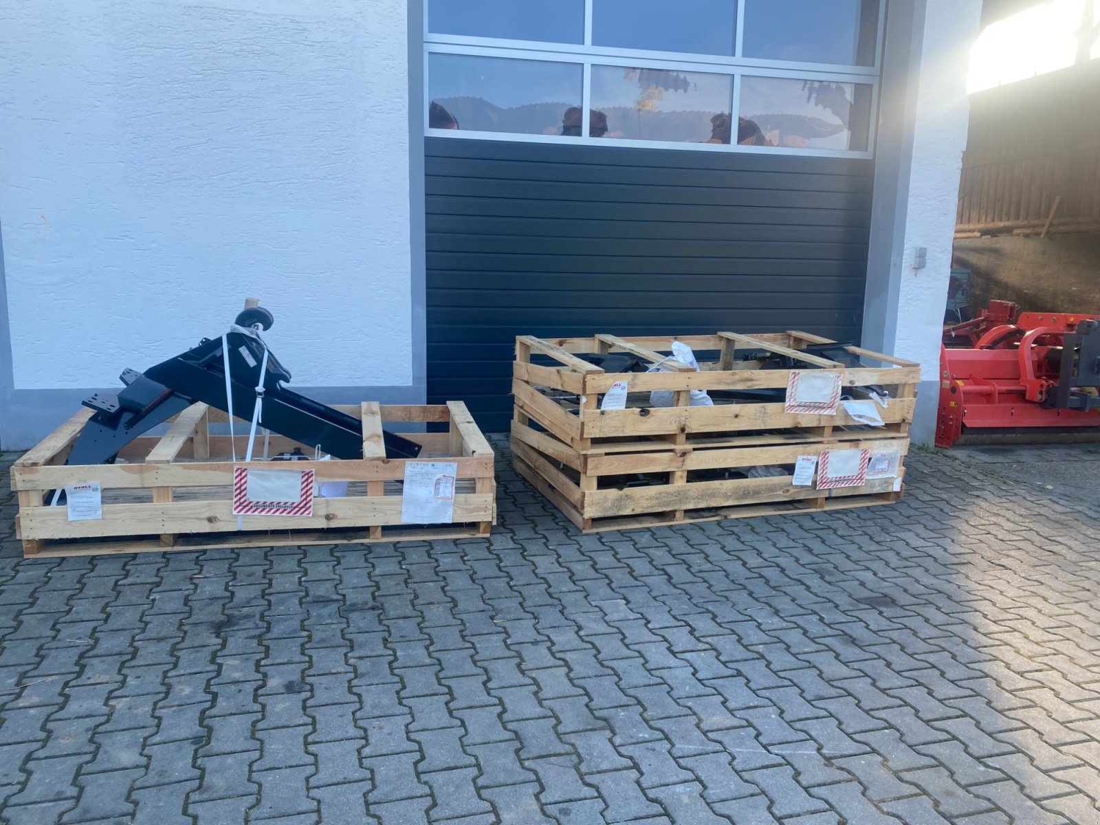 Frontladeranbaukonsole des Typs Stoll Anbaukonsolen 500er Serie und 700 Serie, Neumaschine in Bogen (Bild 2)