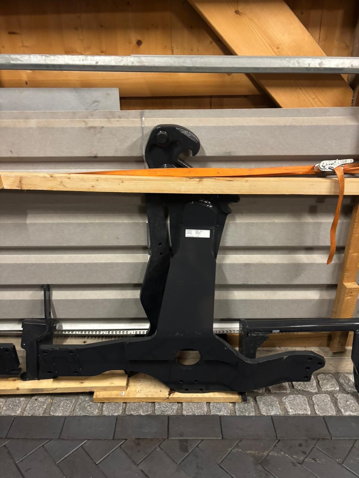 Frontladeranbaukonsole of the type Stoll Anbaukonsolen Deutz-Fahr Agrotron und Lamborgini, Neumaschine in Bogen (Picture 2)