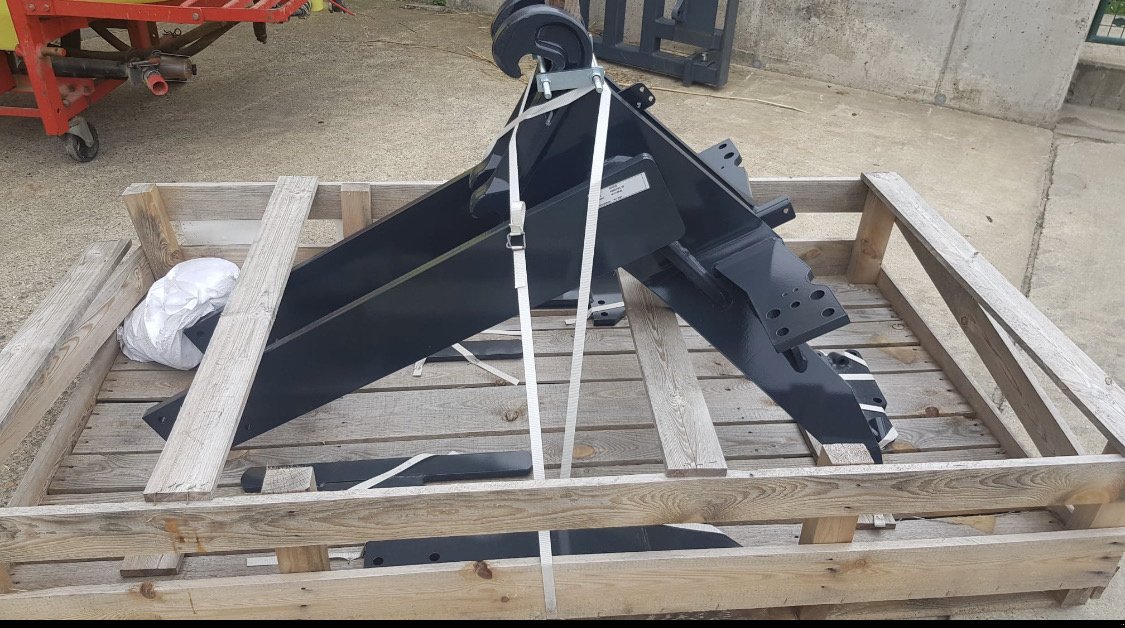 Frontladeranbaukonsole des Typs Stoll Anbaukonsolen für Fendt 3 Zylinder / 4 Zylinder und 6 Zylinder, Neumaschine in Bogen (Bild 1)