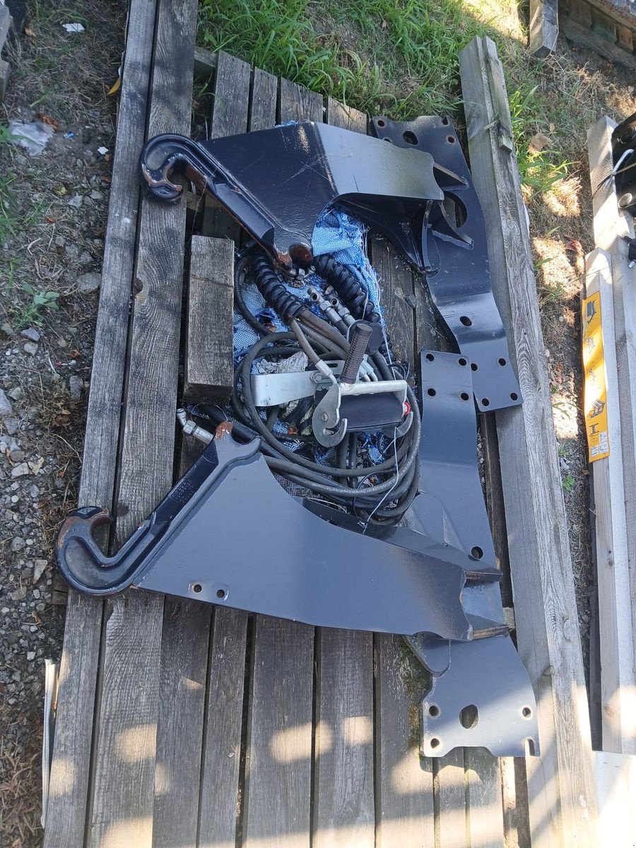 Frontladeranbaukonsole типа Stoll Frontladerkonsole, Gebrauchtmaschine в Obritzberg (Фотография 3)