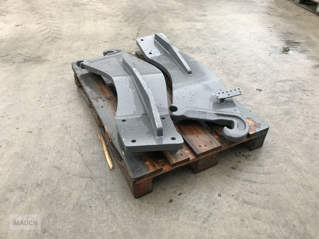 Frontladeranbaukonsole of the type Stoll Konsole zu Fendt 700, Neumaschine in Burgkirchen (Picture 2)