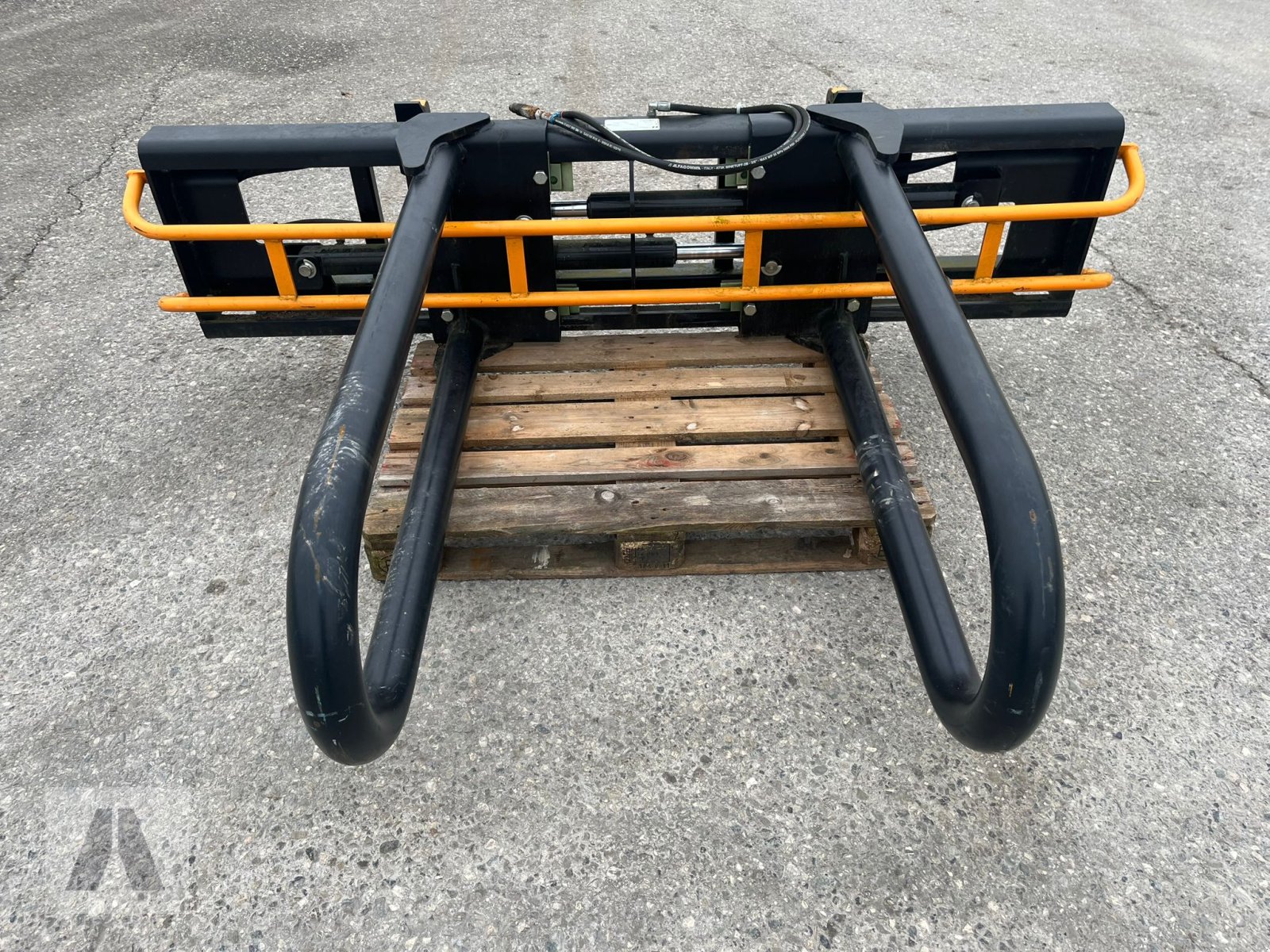 Frontladerzubehör (Bagger) типа Alö Quadrogrip 200, Gebrauchtmaschine в Antdorf (Фотография 1)