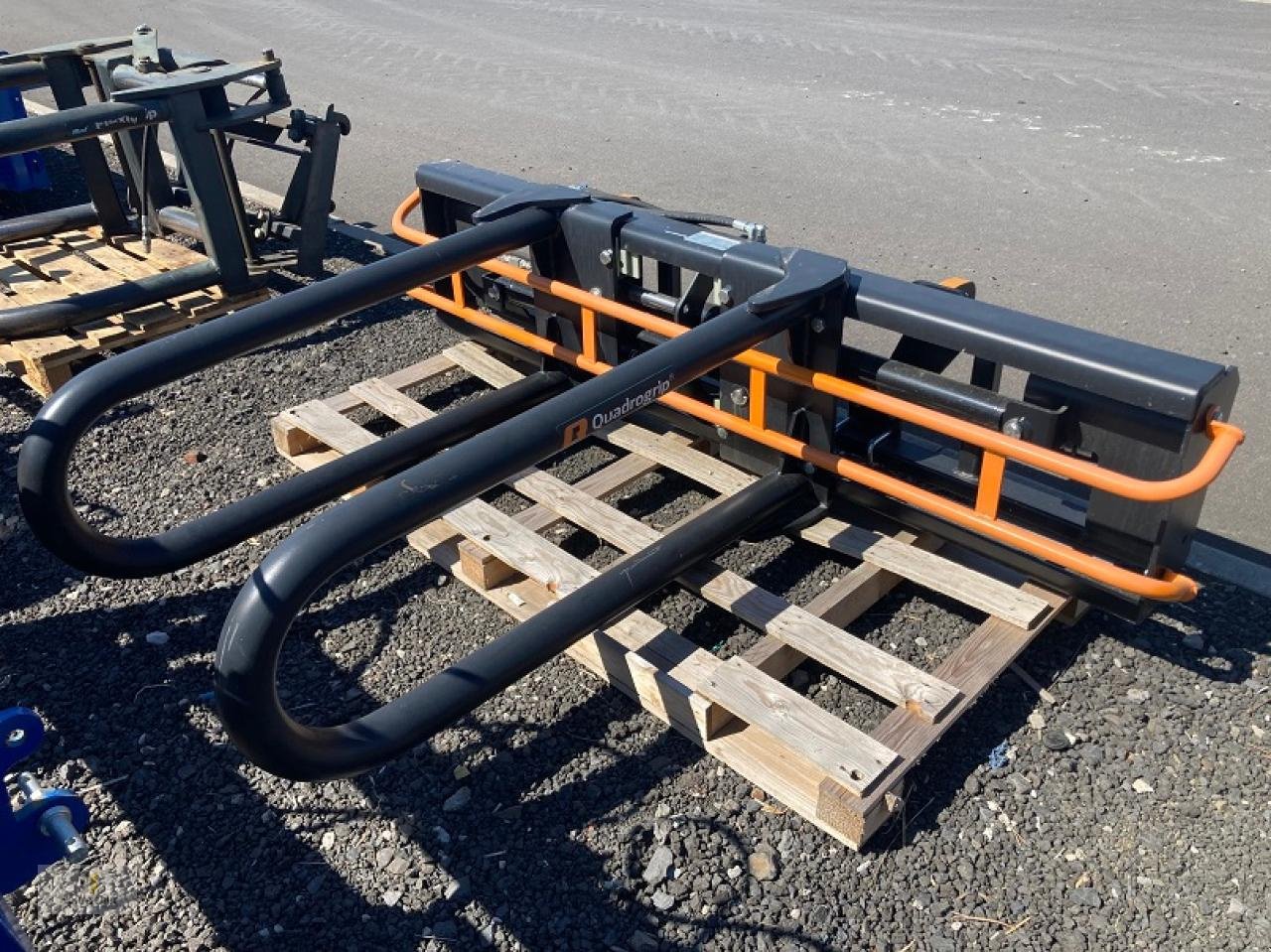 Frontladerzubehör (Bagger) of the type Alö Quadrogrip 200, Gebrauchtmaschine in Neuhof - Dorfborn (Picture 3)