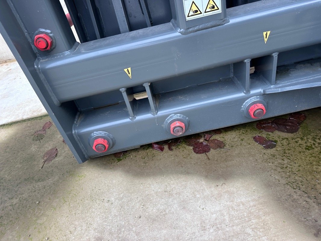 Frontladerzubehör (Bagger) типа Bressel & Lade GRÜNGUTGABEL D30, Gebrauchtmaschine в Liebenwalde (Фотография 3)