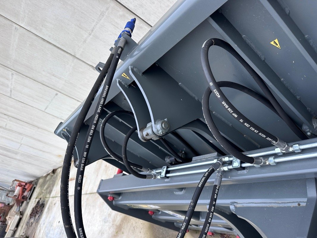 Frontladerzubehör (Bagger) типа Bressel & Lade GRÜNGUTGABEL D30, Gebrauchtmaschine в Liebenwalde (Фотография 7)