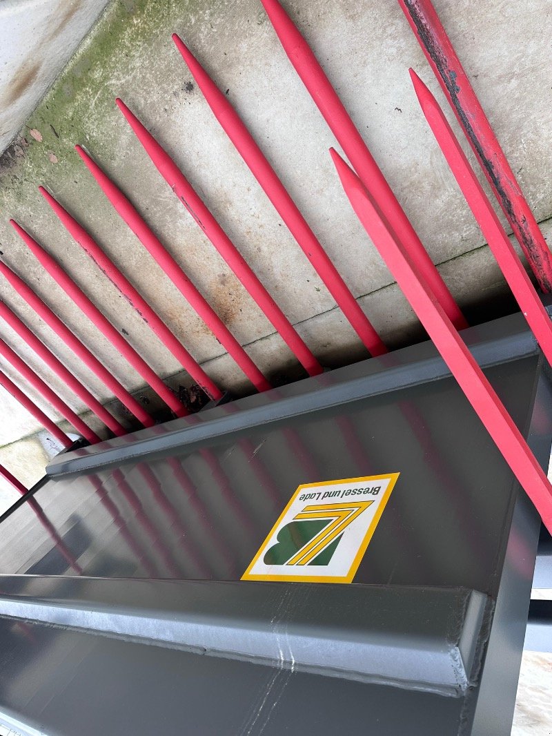 Frontladerzubehör (Bagger) типа Bressel & Lade GRÜNGUTGABEL D30, Gebrauchtmaschine в Liebenwalde (Фотография 10)