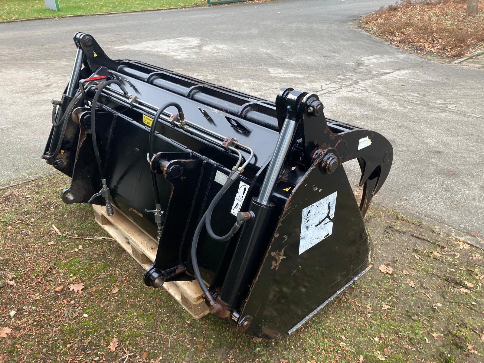 Frontladerzubehör (Bagger) типа Bressel & Lade Greifschaufel S M, Gebrauchtmaschine в Gnutz (Фотография 2)