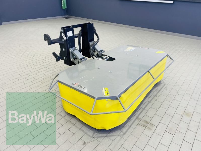 Frontladerzubehör (Bagger) du type GiANT TROMMELMÄHER TFA 1550, Vorführmaschine en Manching (Photo 3)