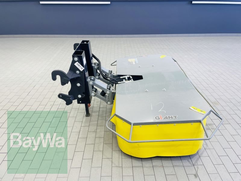 Frontladerzubehör (Bagger) du type GiANT TROMMELMÄHER TFA 1550, Vorführmaschine en Manching (Photo 4)