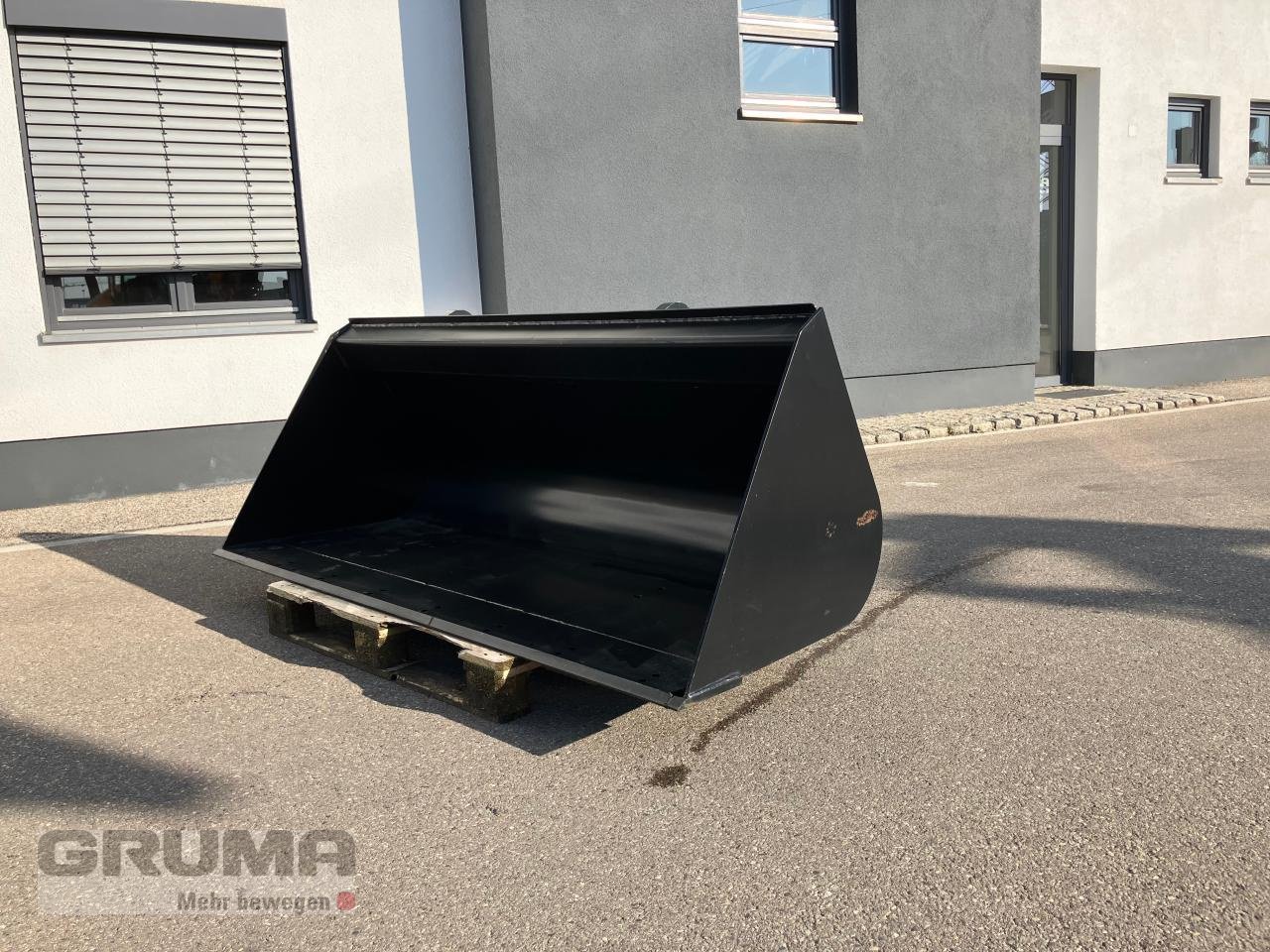 Frontladerzubehör (Bagger) des Typs JCB Schaufel 1 cbm - 980/A5063, Neumaschine in Friedberg-Derching (Bild 1)