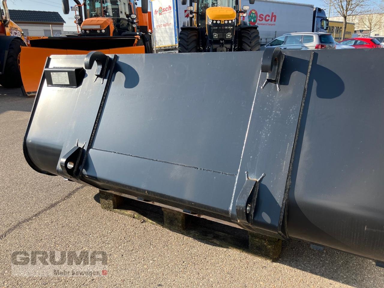 Frontladerzubehör (Bagger) des Typs JCB Schaufel 1 cbm - 980/A5063, Neumaschine in Friedberg-Derching (Bild 6)