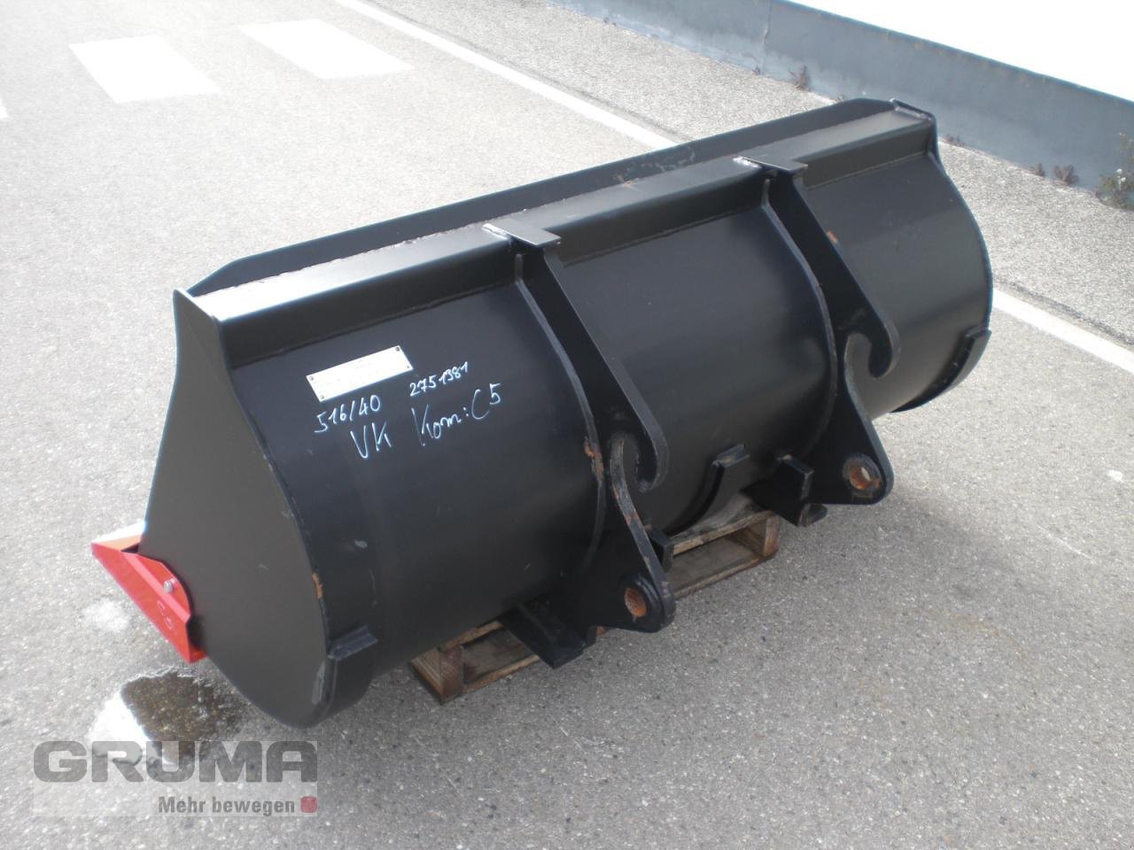 Frontladerzubehör (Bagger) des Typs JCB Schaufel, Neumaschine in Friedberg-Derching (Bild 4)