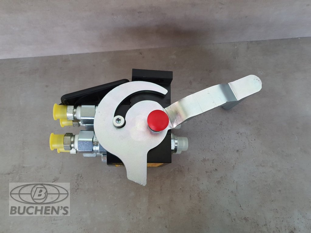 Frontladerzubehör (Bagger) des Typs Kubota Multikuppler M7060-M6060-M4072, Neumaschine in Olpe (Bild 5)