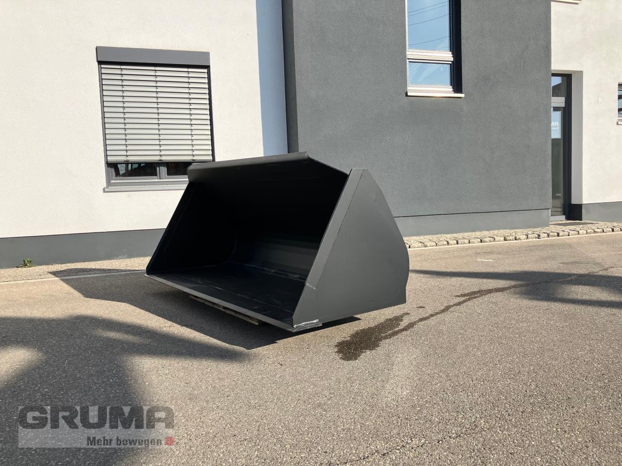 Frontladerzubehör (Bagger) des Typs LSB 2400 mm - 1200 ltr., Neumaschine in Friedberg-Derching (Bild 1)