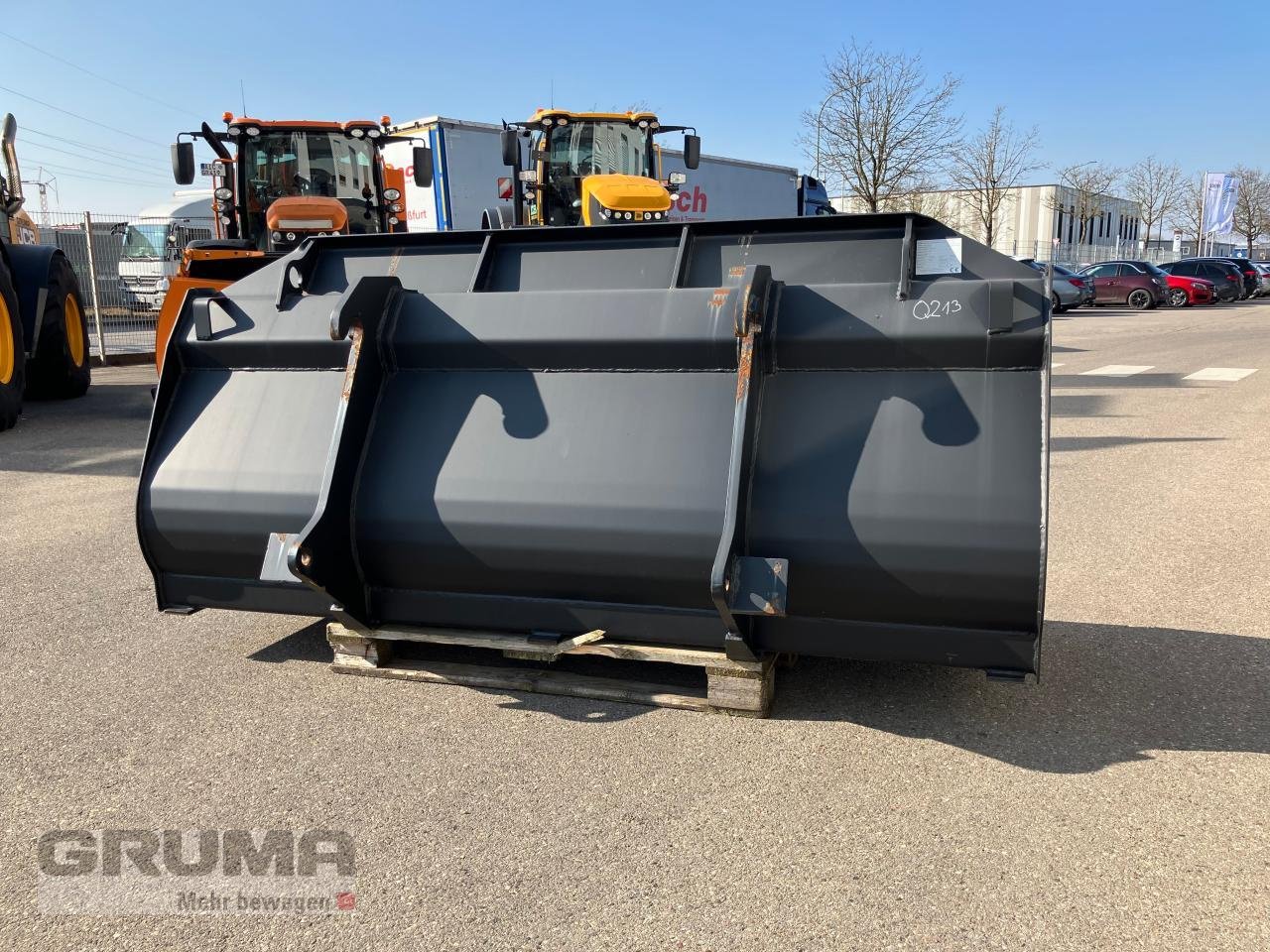 Frontladerzubehör (Bagger) des Typs LSB 2400 mm - 1200 ltr., Neumaschine in Friedberg-Derching (Bild 4)