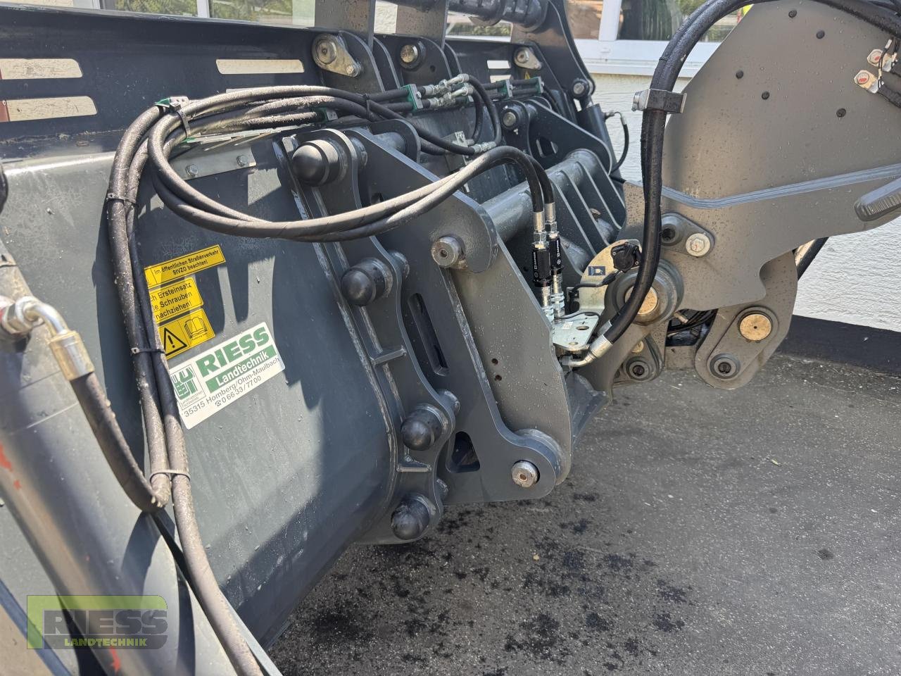 Frontladerzubehör (Bagger) of the type Saphir GS L 26  Greifschaufel, Vorführmaschine in Homberg/Ohm - Maulbach (Picture 4)